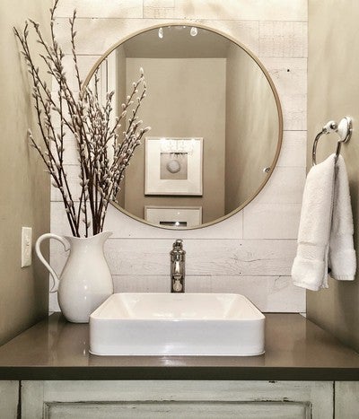 L And Stick Shiplap Reclaimed Wood Planks Hamptons By Stikwood Image By Umbrellabirdhome